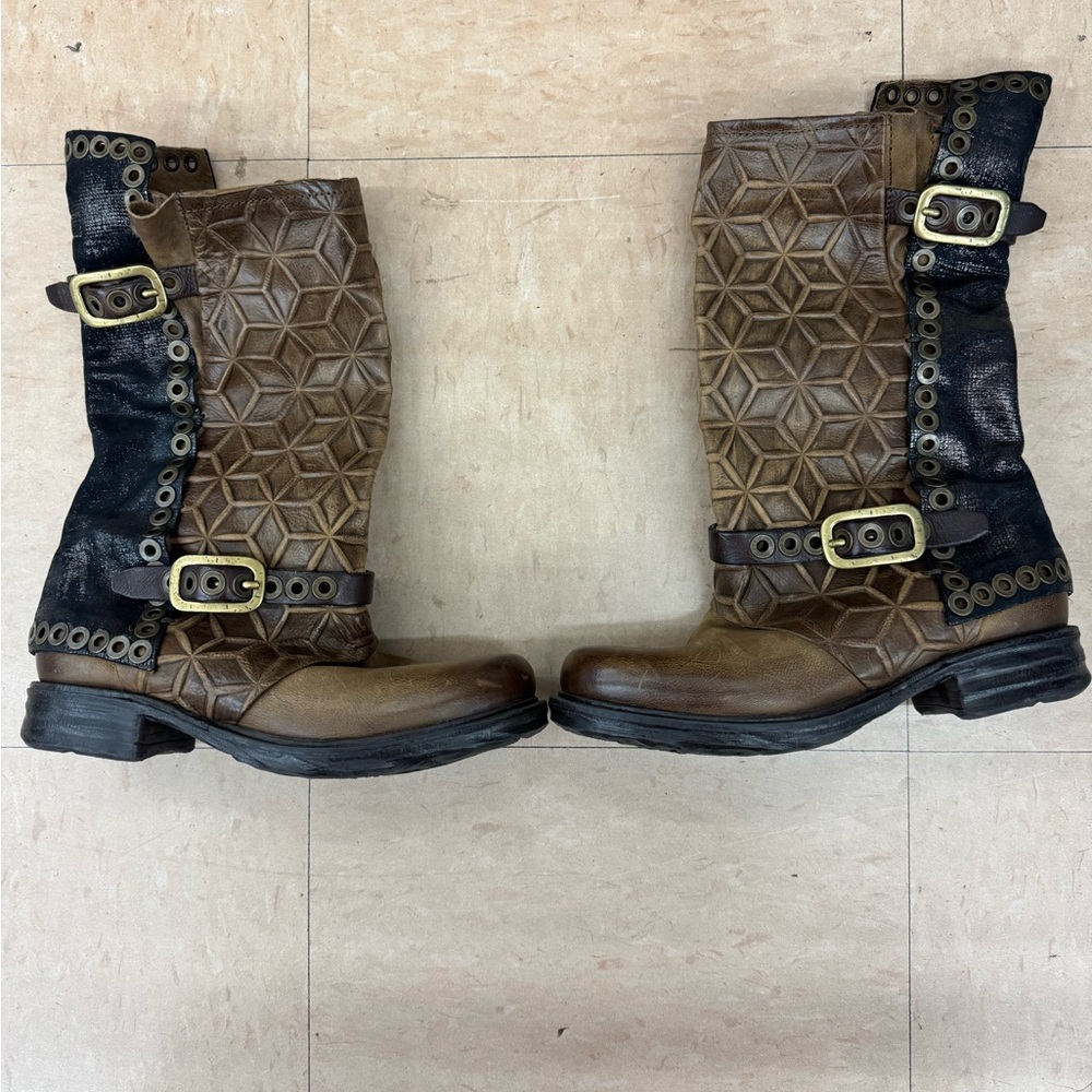 A.S.98 Two-Tone Leather Combat Boots - Picture 4 of 4